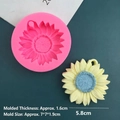 Sunflower silicone mold for chocolate mousse and candles measuring 7x7x1.9cm - Sunflower With Hole / Pink