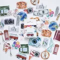 Aquarel stickersset met reisthema inclusief camera, globe en bagage patronen - Solo Reis