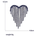 Spilla a nappa a forma di cuore argento con gemme blu scuro e misure indicate - Argento - Strass Blu