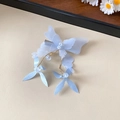 Pince à cheveux papillon bleu clair avec pompon et perles pour coiffure élégante - Pince à Cheveux Papillon à Franges (169#) / Pièce Unique / Bleu