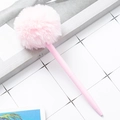 Stylo à bille mignon à pompon rose avec un corps fin en plastique assorti - Pointe Balle 1,0 mm / Rose
