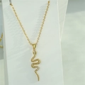Collier pendentif serpent plaqué or 18 carats avec micro-incrustations de zircone cubique - Collier Pendentif Serpent Doré