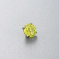 Pendiente de titanio F136 con circón verde amarillo y engaste de cuatro garras - Verde Manzana