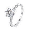 Klassischer 1 Karat Moissanit Ring aus S925 Sterlingsilber mit gedrehtem Pavé-Ringband - US 5 / Moissanit
