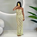 Abito lungo a fascia in pizzo giallo brillante con vestibilità aderente e trasparente - S / Giallo