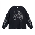 Schwarzes Lagenlook-Langarmshirt mit grauer Gothic-Grafik in flacher Draufsicht präsentiert - M / Reaktives Schwarz
