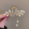 Elegante haarclip met lelietjes-van-dalen met gouden kwastjes en parelboog - F18 Strik Bloem
