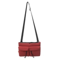 Rode utilitaire nylon crossbodytas met meerdere zakken en zwarte schouderriem - Baksteenrood