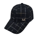 Gorra de béisbol clásica de tweed a cuadros negros con logo M de metal dorado y visera - Ajustable / Negro