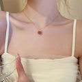 Elegante collar bañado en oro de 18k con colgante de cuenta de ágata roja para mujer - Chapado en Oro / Cuarzo Fresa / Collar - Cuarzo Fresa Dorado