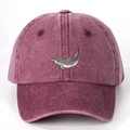 Casquette de baseball bordeaux délavée vintage avec broderie de requin grise sur le devant - Bordeaux