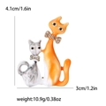 Spilla gatto in smalto alla moda con strass e dimensioni dettagliate del prodotto - Giallo
