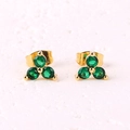 Minimalist clover-shaped stud earrings featuring three emerald green zircons in gold plating - Green