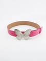 Roze kunstlederen riem met een grote zilverkleurige metalen vlindergesp op de voorzijde - Pruimrood