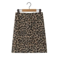 Schicker A-Linien-Minirock mit Leopardenmuster und schwarzen und braunen Pailletten - S / Leopardenmuster
