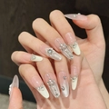 Lange Stiletto-Nägel zum Aufkleben mit 3D-Lotusblüten, Perlen und Katzenaugen-Effekt - XS / Langes Oval (3116)
