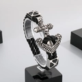 Herren-Armband aus schwarzem Leder mit silbernem Totenkopf- und Anker-Stahlanhänger - 22cm / Totenkopf Anker Geflochtener Stil (KB54085-D)