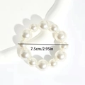 Elegante witte parel haarelastiek met afwisselende kralen en een diameter van 7,5 cm - 18MM & 14MM Parel Gemengd