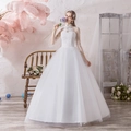 Elegantes weißes Hochzeitskleid in Übergröße mit Stehkragen, Spitze und langen Puffärmeln - US 2 / Gebrochenes Weiß