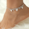 Bracelet de cheville argenté avec strass brillants et pampilles de perles blanches en V - Style Perle Artificielle