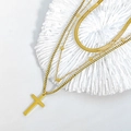 Collana a tre strati in acciaio al titanio dorato con ciondolo a croce e catena serpente - Collana a Triplo Strato con Croce (X1218) / Oro