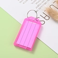 Etiquetas de plástico rosa para llaves con tarjetas escribibles y anillos de metal - Rosa