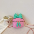 Bolso bandolera rosa acolchado para niñas con lazo verde grande y cadena dorada - Rosa Rojo Con Mariposa