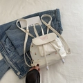 Mini Rucksack für Damen in Weiß mit Blumenstickerei und Schmetterlings-Motiv - Rosa Rose