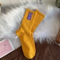 Chaussettes mi-mollet en coton côtelé jaune moutarde avec écusson sourire violet et logo - Taille unique / Orange