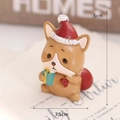 Weihnachts-Corgi-Resin-Figur mit Weihnachtsmütze und Geschenkbox, 5 cm Mini-Ornament - Weihnachts-Welpe
