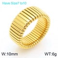 Dettaglio dell'anello a catena di serpente dorato con larghezza 10mm e finitura lucida - US 7 / Larghezza 10mm / Colore Oro (KR113549-GC)