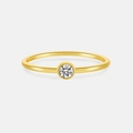 Close-up of a minimalist S925 silver ring with a bezel-set round diamond in gold finish - Mmr209 (18k Gold) / Size 6