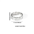 Silver fishtail titanium steel ring with textured chevron pattern and open band - TYR0396 / Silver Herringbone Non-slip