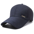 Casquette de baseball bleu foncé pour hommes avec broderie KOMONT dorée et visière - Réglable / Bleu marine