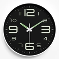 Orologio da parete 30CM con quadrante nero, cornice bianca e lancette luminose verdi - 12 Pollici / Carattere Grassetto - Quadrante Nero Cornice Bianca