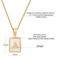Détail du collier initiale en acier plaqué or 18K avec incrustation coquillage et dimensions - Nacre Blanche A