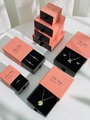 Scatola regalo per gioielli rosa a cassetto con inserto nero per collane e anelli - Scatola a cassetti grigio rosa gamberetto