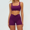 Set yoga da donna viola scuro con reggiseno sportivo e pantaloncini a vita alta - Taglia S / Top E Pantaloni / Reggiseno + Pantaloncini / Viola Giga
