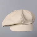 Dettaglio del berretto newsboy beige in cotone twill con occhielli di ventilazione metallici - M (56-58cm) / Beige
