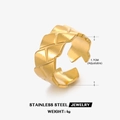 Adjustable gold plated stainless steel ring featuring classic quilted geometric pattern - Gold