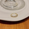 Sparkling gold zircon and pearl open ring with elegant double-layer crossed design - J119 Cross Pearl Row Diamond Open Ring