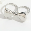 Luxury silver bow double ring with adjustable opening design in minimalist metal - Double Finger Bowknot / Silver