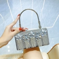 Silberne Strass-Abendtasche mit Kristallblumen und Fransen für Hochzeitsfeiern - Schwarz