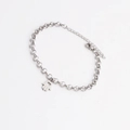 Pulsera de mano de Fátima en acero pulido con recorte de corazón en cadena plateada - Pulsera Colgante Mano de Fátima Corazón / Color Acero