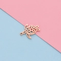 Ciondolo a forma di tartaruga in oro rosa traforato su sfondo rosa e blu per gioielli - 16.7*22.4mm / Oro rosa