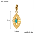 Detalle de colgante ovalado de piedra natural azul en acero de titanio dorado con medidas - Azul