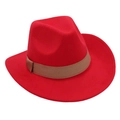 Detail eines roten Cowboyhuts aus Wollfilz mit breiter Krempe und braunem Hutband - Einheitsgröße / Rot