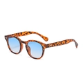 Lunettes de soleil rondes rétro à motif léopard avec verres dégradés bleus et rivets argentés - Monture Léopard Dégradé Bleu (C34)