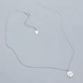 Dettaglio della collana in argento s925 occhio del diavolo con gemme colorate e cuore - Argento 925 / Oro Bianco