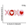 Dettaglio della toppa ricamata XOXO con cuori rosa e misure delle dimensioni incluse - Stile 3 (Cuore XOXO)